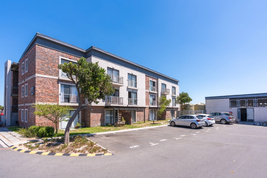 1 Bedroom Property for Sale in Brooklyn Western Cape